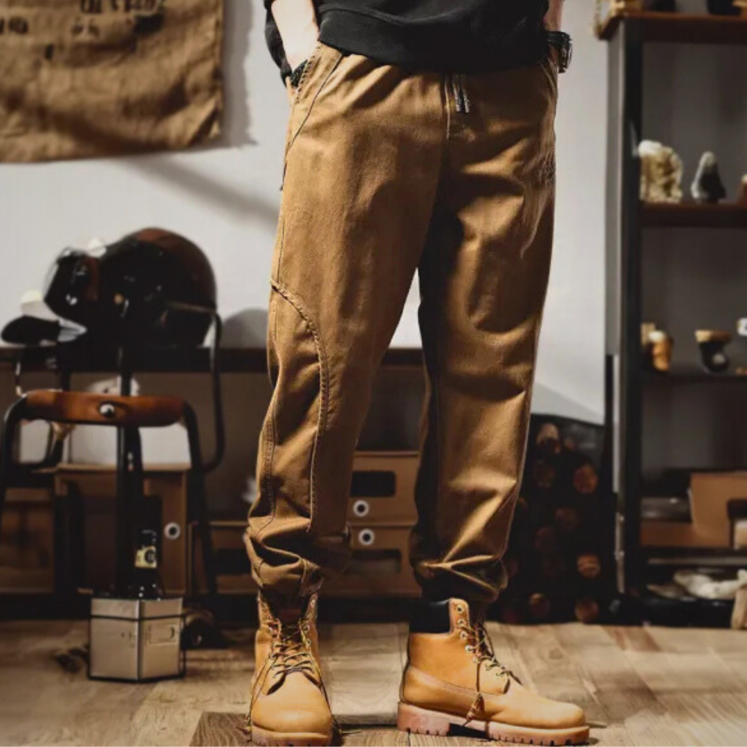 AARON CARGO-HOSEN
