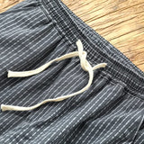 ROCCO GESTRIEPTE LEINENHOSE